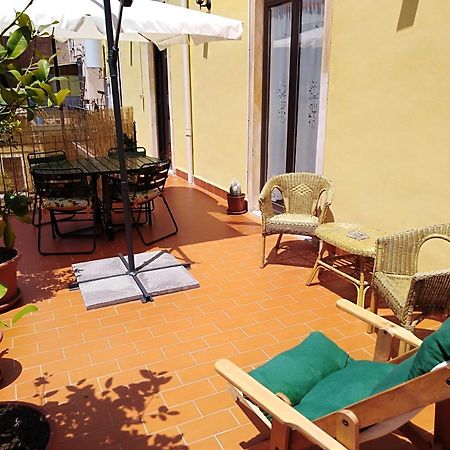 L'Oasi Di Sofia Appartamento Turistico Etnea Cavour Bellini Κατάνια Εξωτερικό φωτογραφία