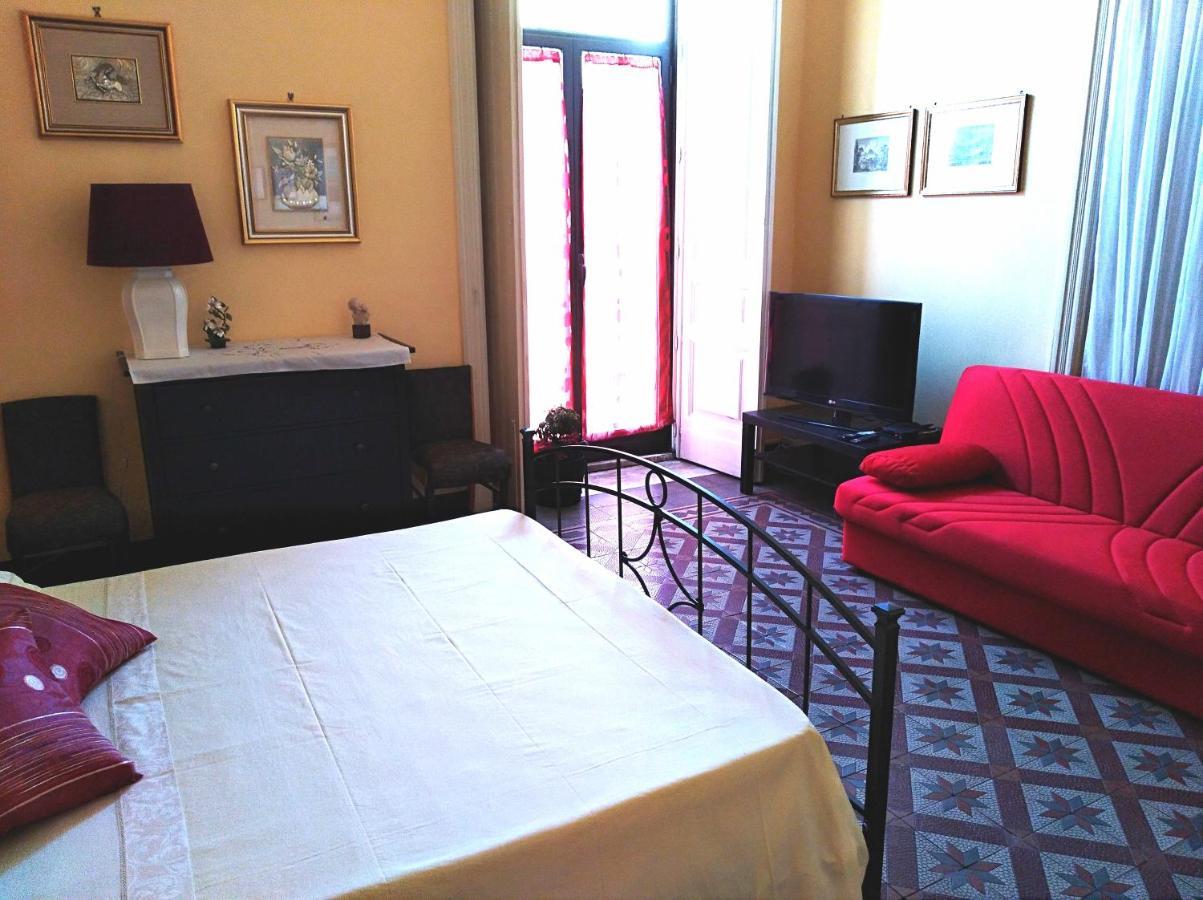 L'Oasi Di Sofia Appartamento Turistico Etnea Cavour Bellini Κατάνια Εξωτερικό φωτογραφία